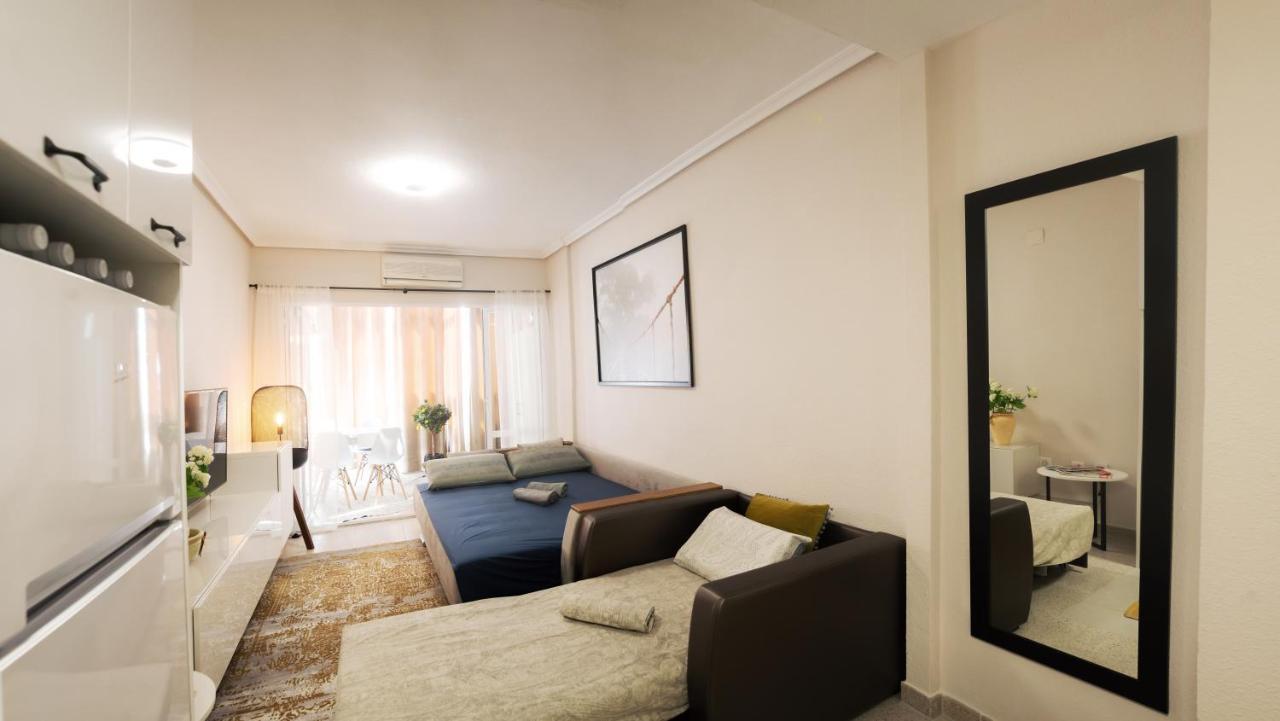 Holiday Studio Jardin Playa Torrevieja Exterior foto
